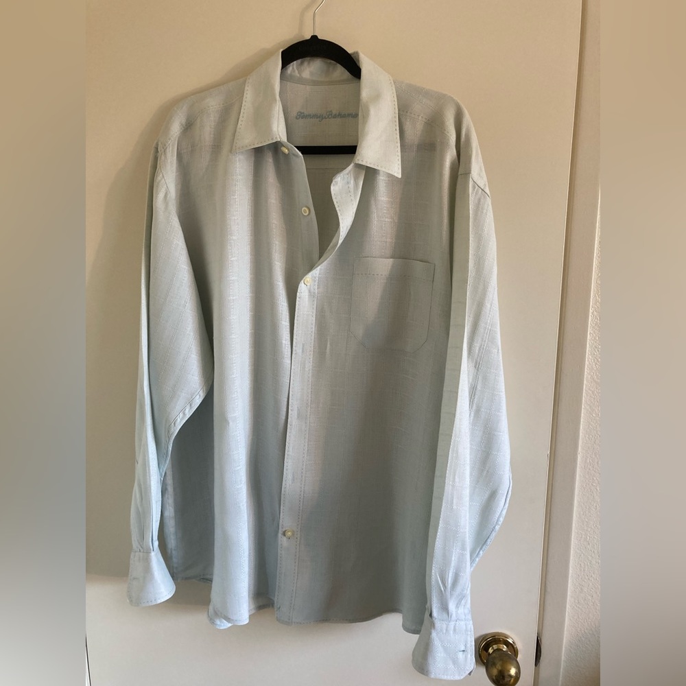 Tommy Bahama Men's XL 100% Linen Light Green Long Sleeve Button Up shirt